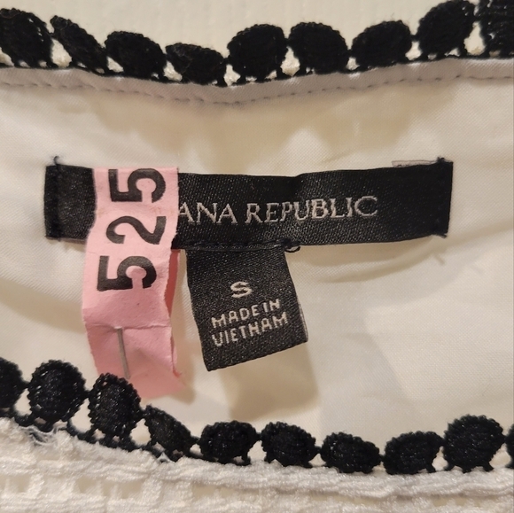 BANANA REPUBLIC EYELET TOP Size S - Picture 6 of 11